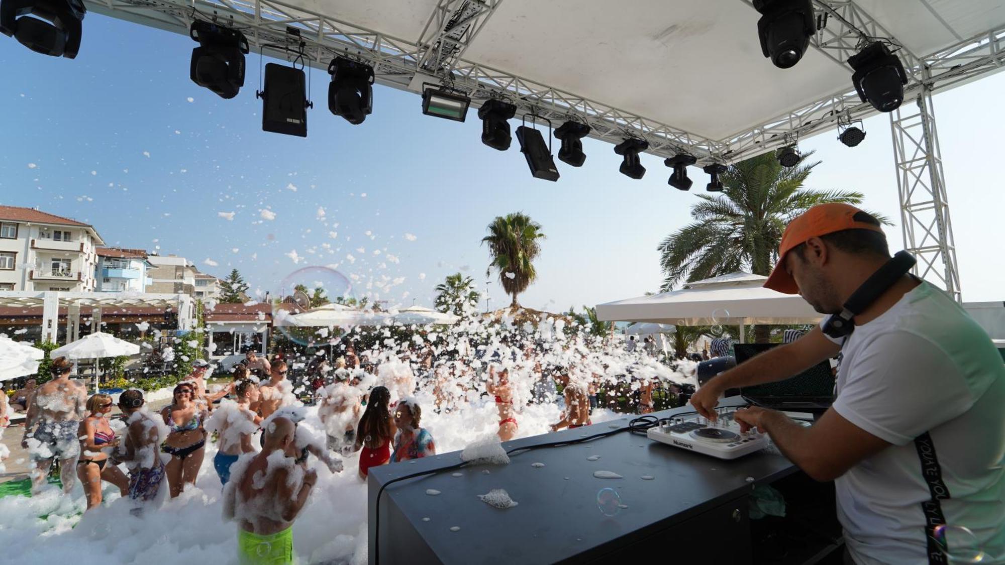 The Raga Side Ultra All Inclusive (Adults Only) Exterior foto